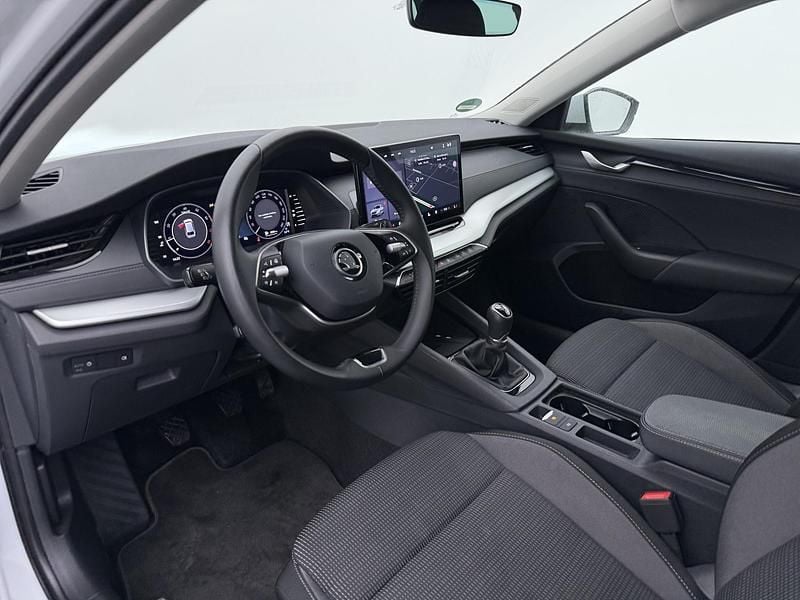 Occasion Skoda Octavia Business Line 150 PK (110 kW) 2024 Wit Stationwagen