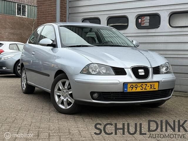 Occasion Seat Ibiza 101 PK (74 kW) 2006 Grijs Hatchback