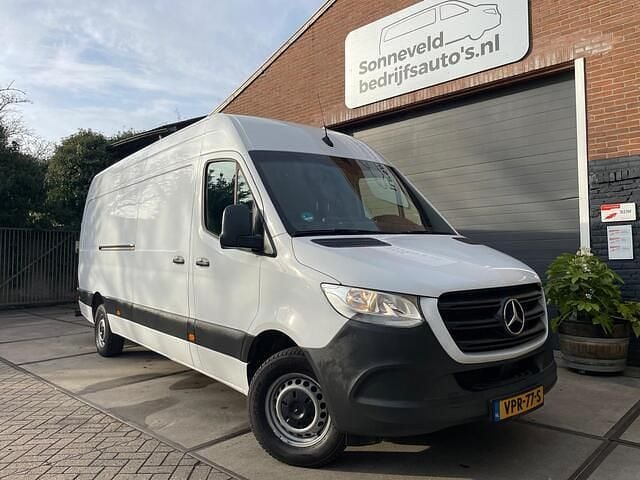 Wit Gebruikt 2022 Mercedes Sprinter Van | € 24.400 (Goede deal) - Afbeelding 1/4