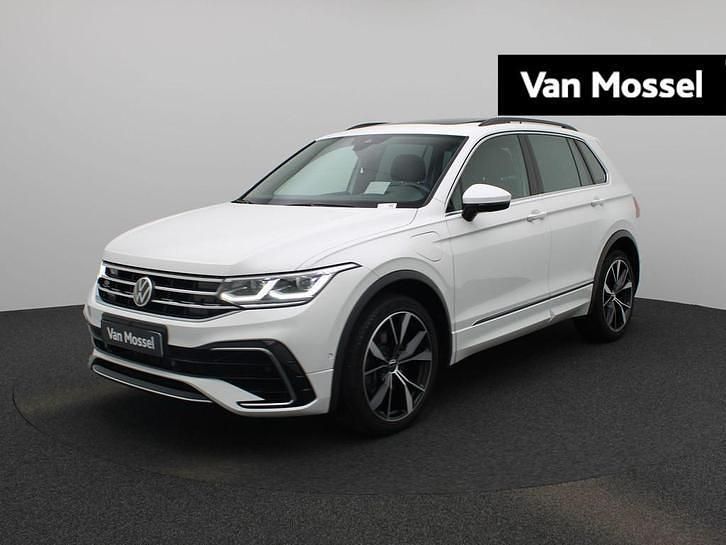 Wit Gebruikt 2021 VW Tiguan Pro SUV | € 32.900 (Iets duurder) - Afbeelding 1/4