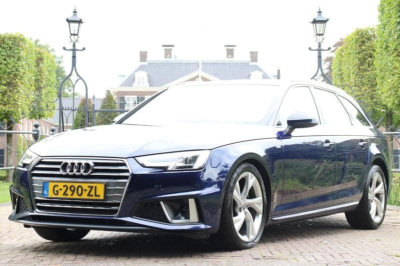 Blauw Gebruikt 2020 Audi A4 S-Line Stationwagen | € 26.895 (Eerlijke prijs) - Afbeelding 1/4