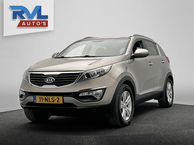 Grijs Occasion 2011 Kia Sportage Plus SUV | € 6.945 (Eerlijke prijs) - Afbeelding 1/4