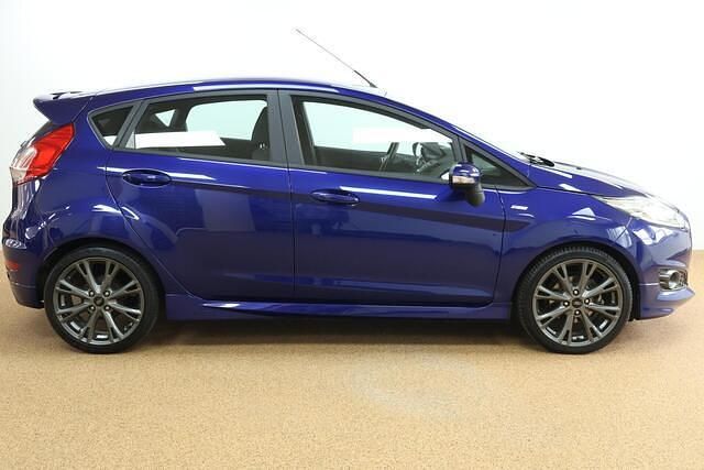 Occasion Ford Fiesta ST-Line 101 PK (74 kW) 2017 Blauw (metallic) Hatchback