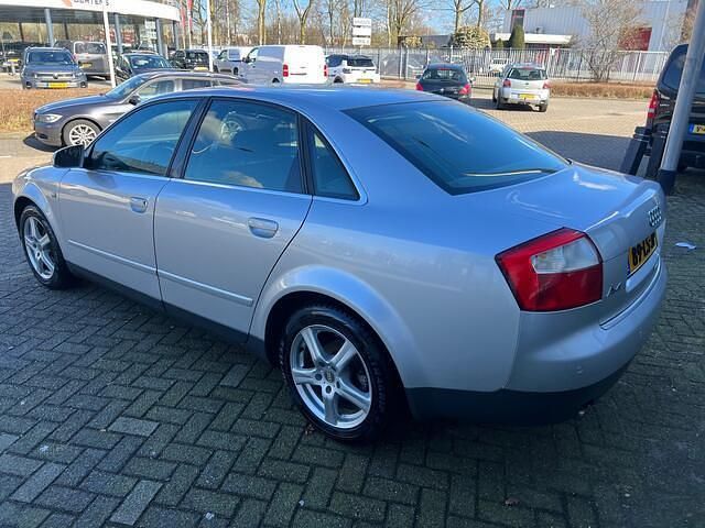 Occasion Audi A4 Exclusive 102 PK (75 kW) 2003 Grijs (metallic) Sedan