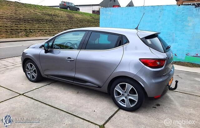 Occasion Renault Clio IV Night&Day 90 PK (66 kW) 2014 Grijs Hatchback