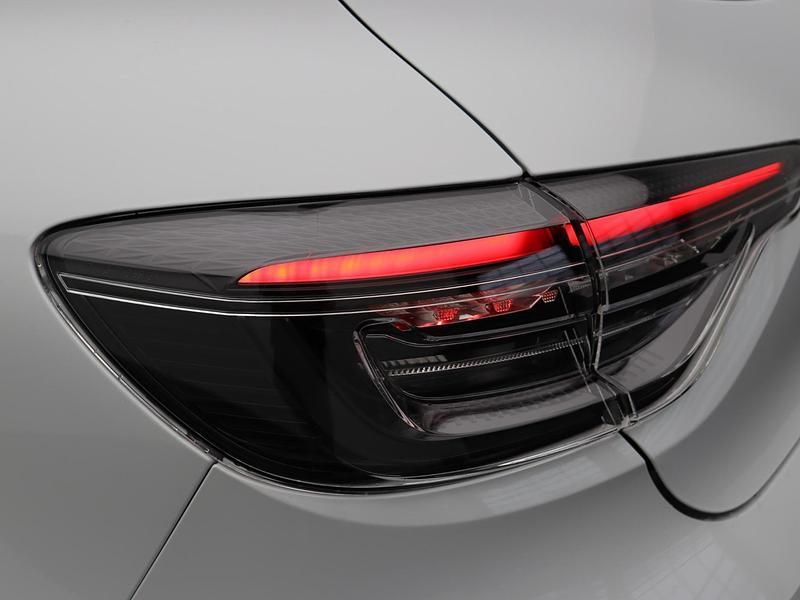 Nieuw Renault Clio V Evolution 2025 Wit Hatchback