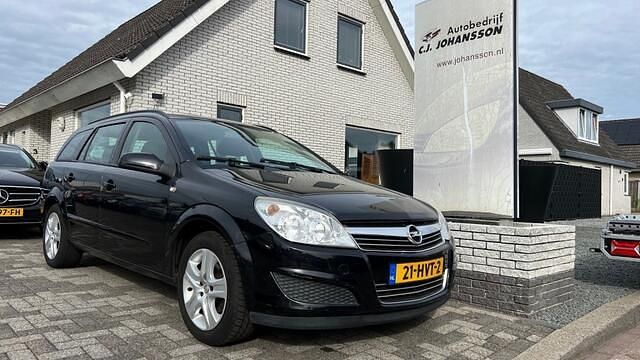Zwart Occasion 2009 Opel Astra Business Stationwagen | € 1.950 (Eerlijke prijs) - Afbeelding 1/4