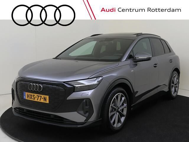 Grijs Gebruikt 2025 Audi Q4 e-tron Basis SUV | € 60.950 - Afbeelding 1/4