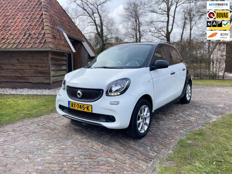 Wit Gebruikt 2018 Smart ForFour Pure Hatchback | € 7.950 (Eerlijke prijs) - Afbeelding 1/4