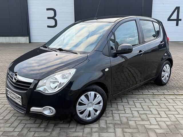 Zwart Occasion 2010 Opel Agila Edition Hatchback | € 1.990 (Eerlijke prijs) - Afbeelding 1/4