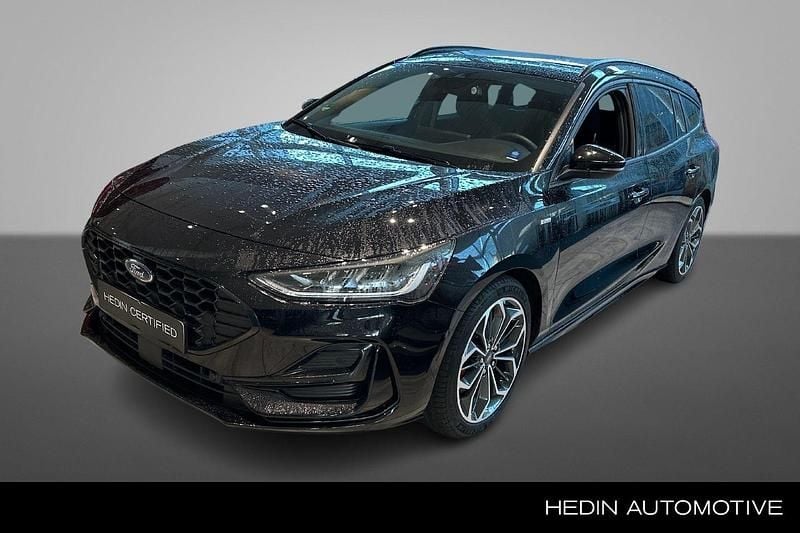 Zwart Gebruikt 2025 Ford Focus ST-Line X Stationwagen | € 34.945 (Duur) - Afbeelding 1/4