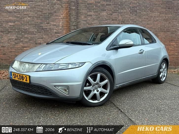 Grijs Gebruikt 2006 Honda Civic Executive Hatchback | € 3.995 (Eerlijke prijs) - Afbeelding 1/4