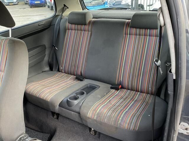 Occasion VW Fox Trendline 54 PK (39 kW) 2007 Grijs, metallic lak Hatchback