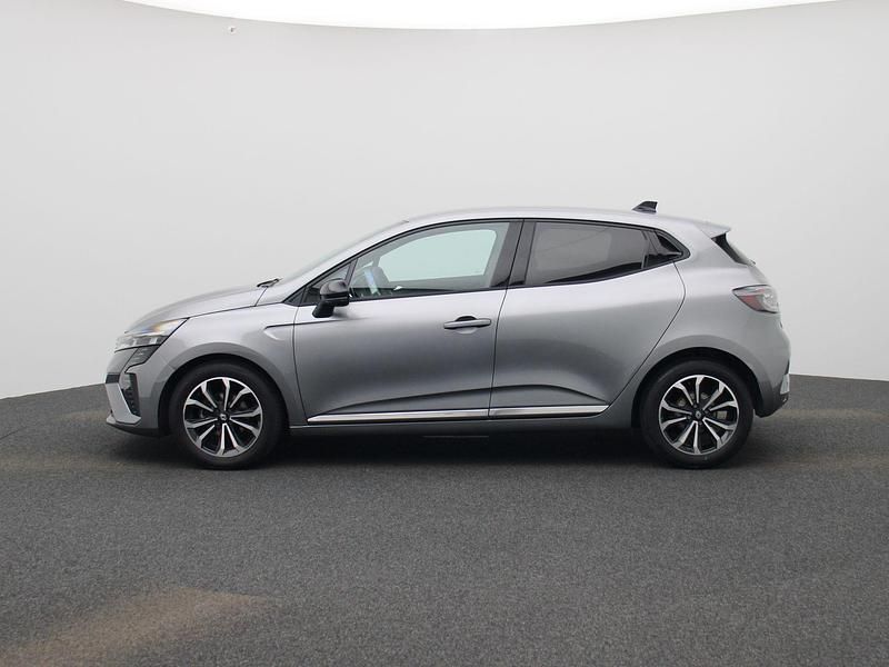 Occasion Renault Clio V Techno 91 PK (66 kW) 2025 Schiste silver (tekqg) Hatchback