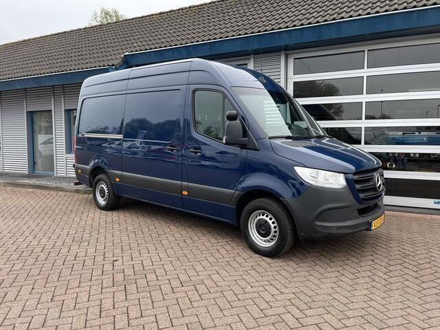 Occasion Mercedes Sprinter 170 PK (125 kW) 2021 Blauw Van