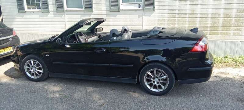 Zwart Gebruikt 2005 Saab 9-3 Cabriolet Linear Cabriolet | € 2.750 (Super prijs) - Afbeelding 1/4