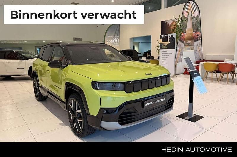 Geel Nieuw 2025 Jeep Compass SUV | € 48.545 - Afbeelding 1/4