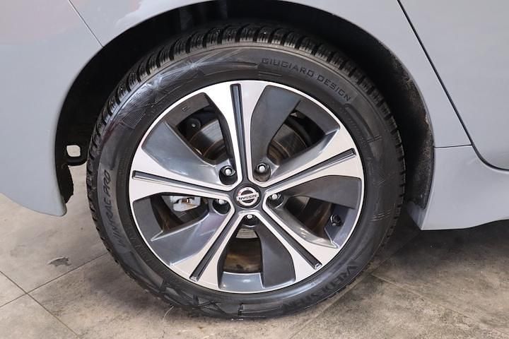 Occasion Nissan Leaf 360º 160 kW (218 PK) 2022 Grijs (metallic) Hatchback