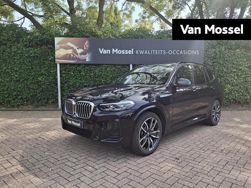 Zwart Gebruikt 2023 BMW X3 Executive SUV | € 53.900 (Eerlijke prijs) - Afbeelding 1/4