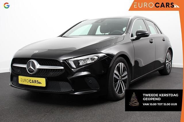 Zwart Gebruikt 2022 Mercedes A180 Progressive Hatchback | € 27.490 (Eerlijke prijs) - Afbeelding 1/4