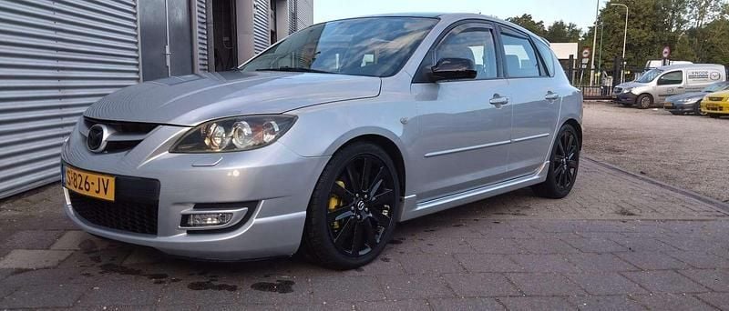 Grijs Gebruikt 2007 Mazda 3 Hatchback | € 7.250 (Eerlijke prijs) - Afbeelding 1/4