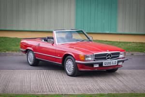Rood Gebruikt 1989 Mercedes SL500 Cabriolet | € 72.333 - Afbeelding 1/4