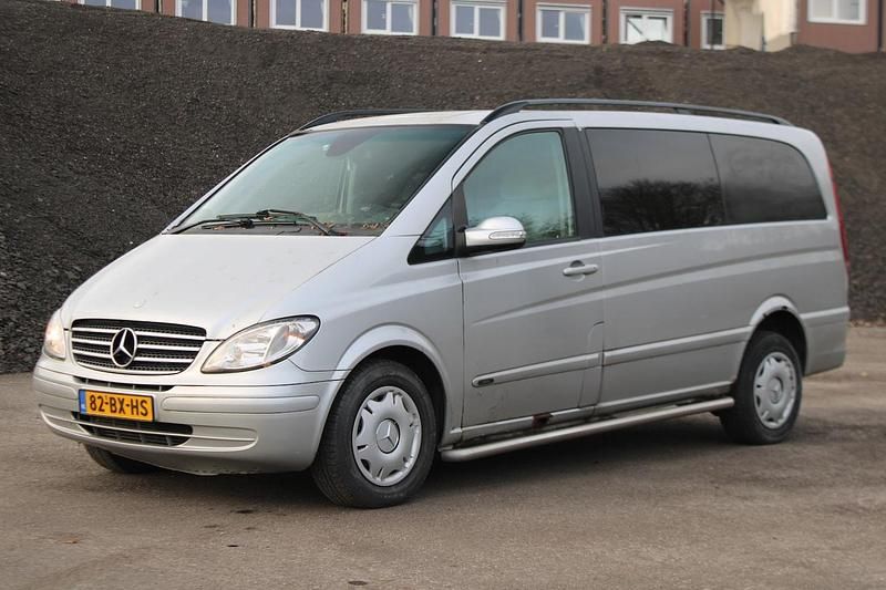 Grijs (metallic) Gebruikt 2004 Mercedes 320 | € 3.450 (Eerlijke prijs) - Afbeelding 1/4