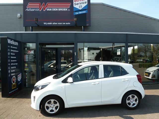 Wit Occasion 2021 Kia Picanto Comfort Hatchback | € 10.850 (Eerlijke prijs) - Afbeelding 1/4