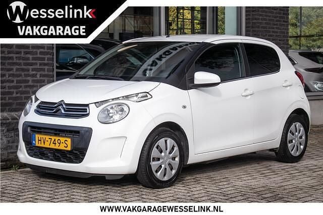 Wit Gebruikt 2016 Citroën C1 Feel Hatchback | € 6.950 (Eerlijke prijs) - Afbeelding 1/4