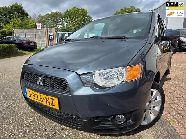 Grijs Gebruikt 2012 Mitsubishi Colt Edition Hatchback | € 3.750 (Eerlijke prijs) - Afbeelding 1/4