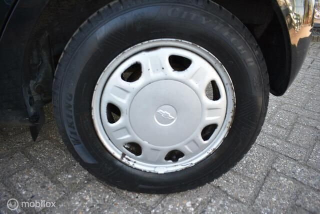 Occasion Chevrolet Spark 68 PK (50 kW) 2012 Zwart Hatchback