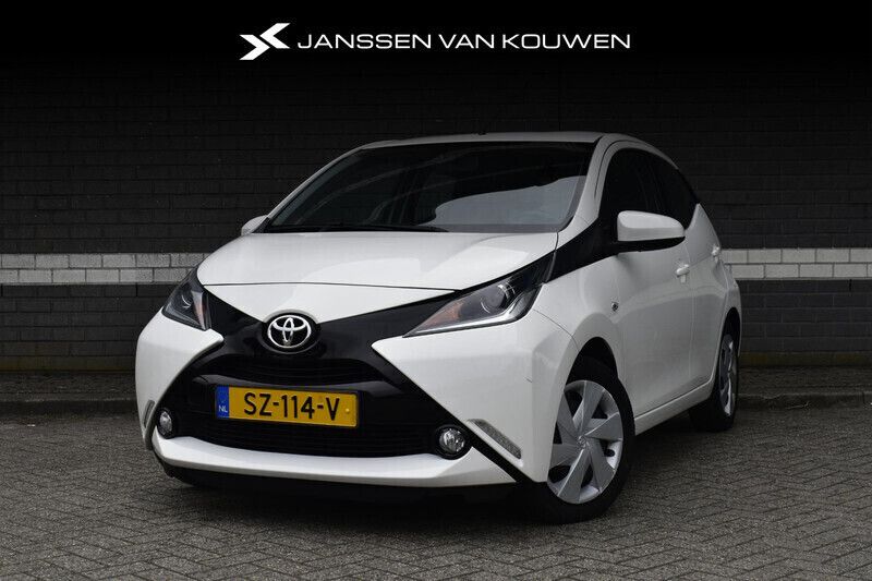 Wit Gebruikt 2018 Toyota Aygo Hatchback | € 9.895 (Eerlijke prijs) - Afbeelding 1/3