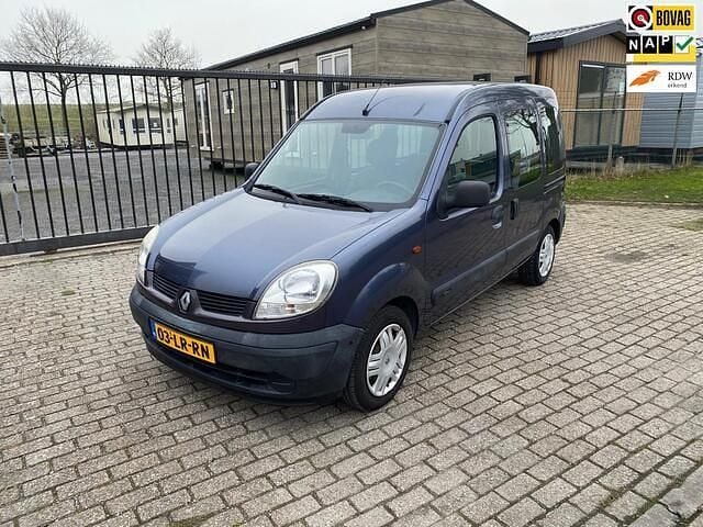 Blauw Occasion 2003 Renault Kangoo MPV | € 3.450 (Eerlijke prijs) - Afbeelding 1/4