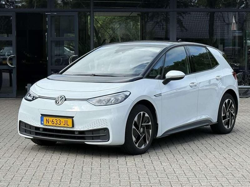 Wit Gebruikt 2021 VW ID.3 Pro Hatchback | € 18.745 (Eerlijke prijs) - Afbeelding 1/4