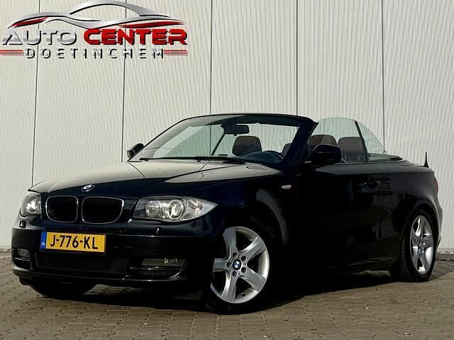 Zwart Gebruikt 2010 BMW 118 Cabriolet Executive Cabriolet | € 4.750 (Goede deal) - Afbeelding 1/4