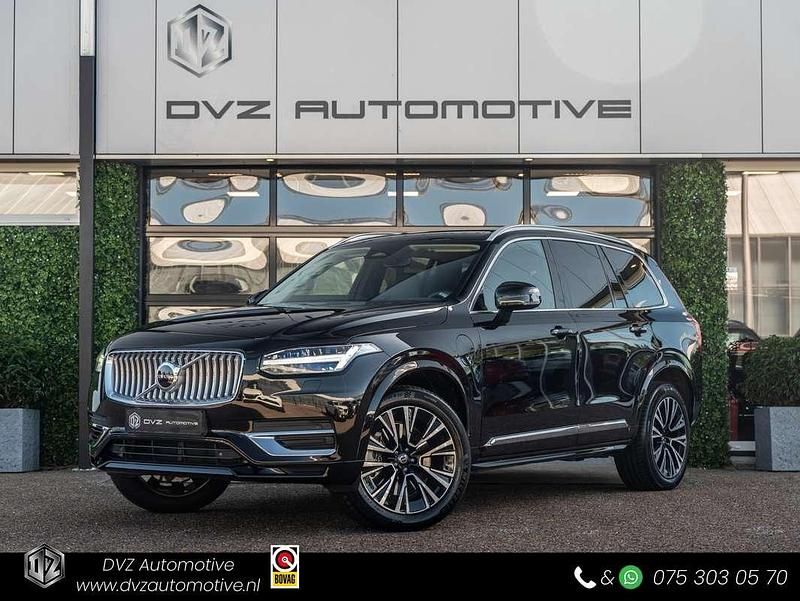 Zwart, metallic lak Gebruikt 2024 Volvo XC90 Core SUV | € 64.950 - Afbeelding 1/4