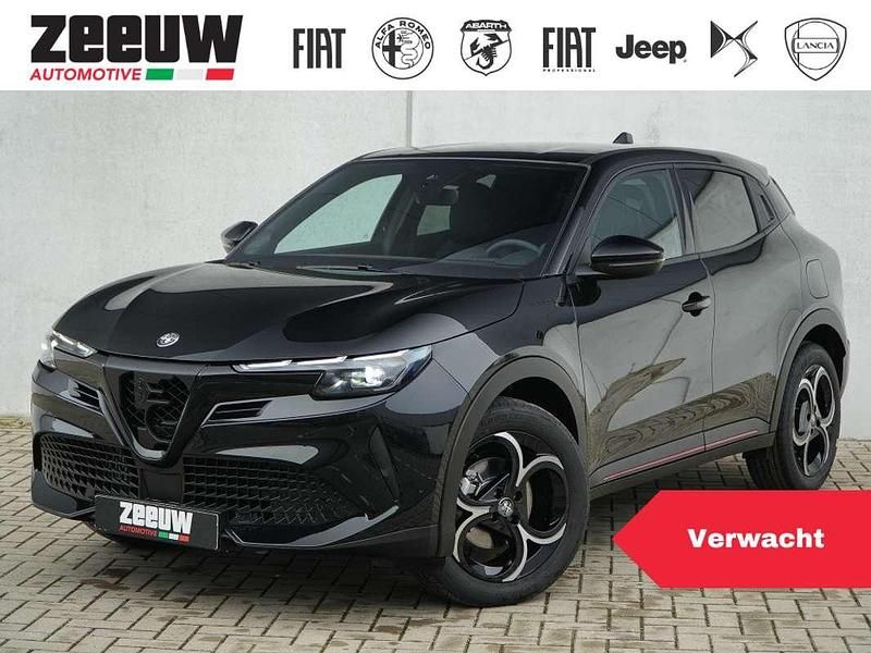 Zwart Nieuw 2025 Alfa Romeo Junior Edizione Speciale SUV | € 39.735 (Eerlijke prijs) - Afbeelding 1/4