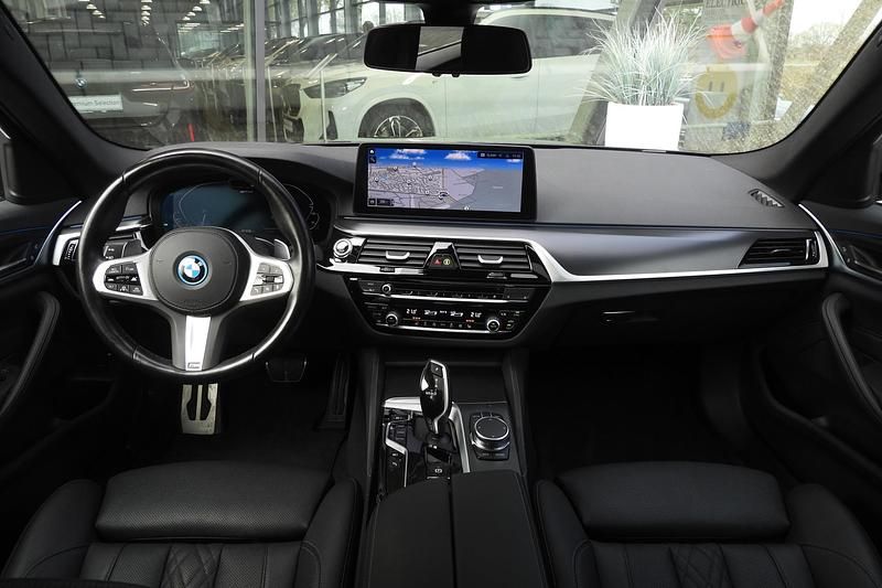 Occasion BMW 545e Executive 286 PK (210 kW) 2022 Zwart Sedan