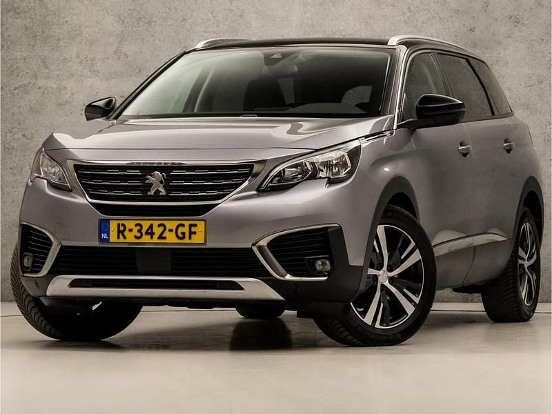 Grijs Gebruikt 2019 Peugeot 5008 Sport MPV | € 17.445 (Super prijs) - Afbeelding 1/4