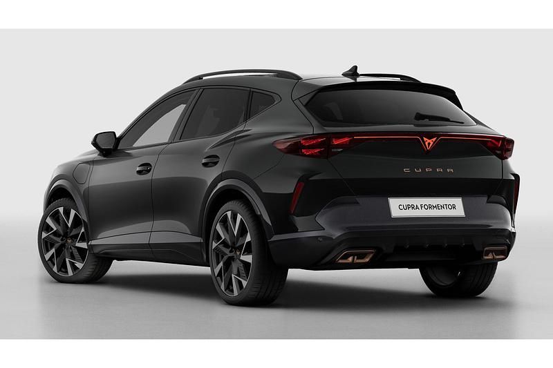 Nieuw Cupra Formentor VZ 2025 Midnight black SUV