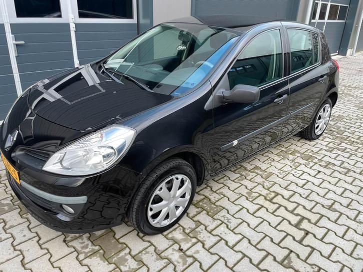 Occasion Renault Clio R.S. 74 PK (54 kW) 2008 Hatchback