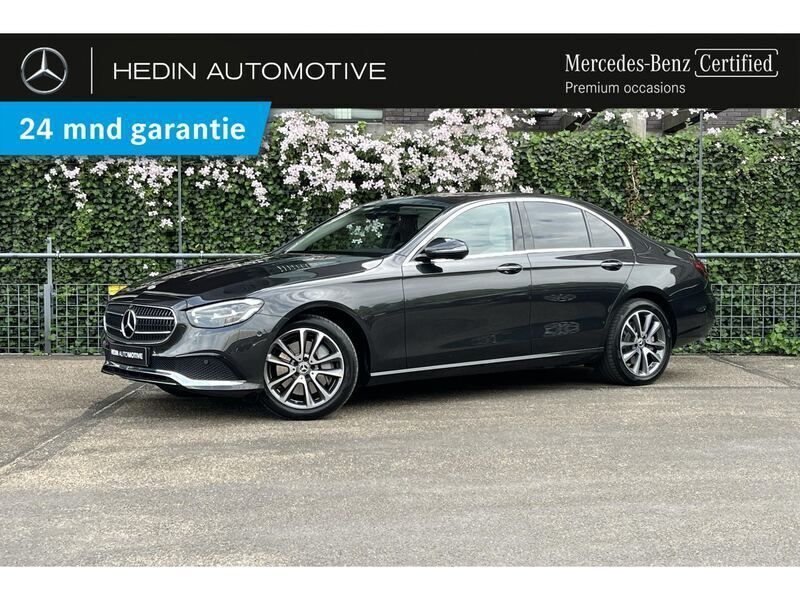 Grijs Gebruikt 2021 Mercedes E300 Business Sedan | € 47.900 (Eerlijke prijs) - Afbeelding 1/4