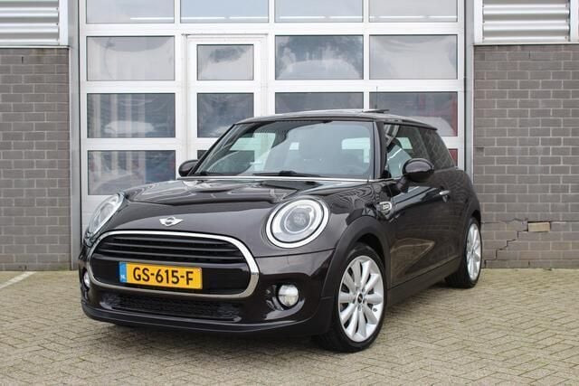 Bruin Gebruikt 2015 Mini Cooper Business Hatchback | € 15.750 (Eerlijke prijs) - Afbeelding 1/4
