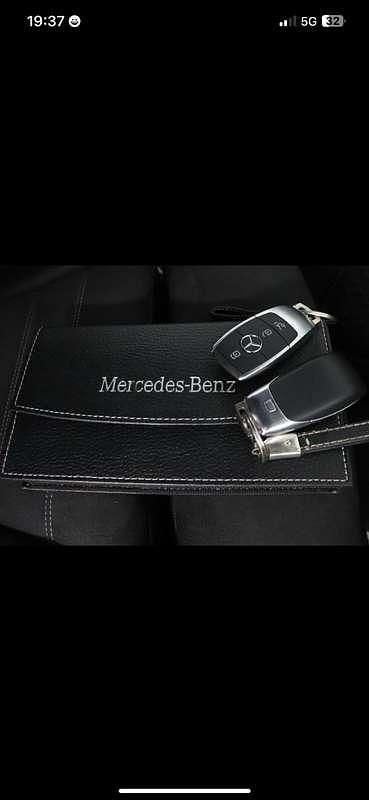Grijs Gebruikt 2020 Mercedes C180 AMG Sedan | € 27.500 (Eerlijke prijs) - Afbeelding 1/4