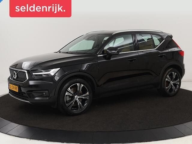 Zwart Gebruikt 2020 Volvo XC40 Inscription SUV | € 25.900 (Super prijs) - Afbeelding 1/4