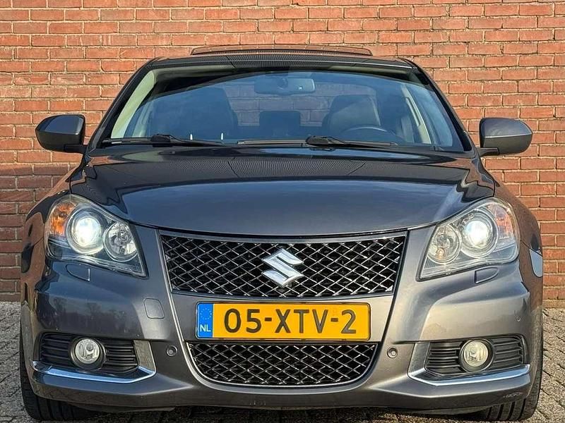 Occasion Suzuki Kizashi Sport 180 PK (132 kW) 2012 Grijs Sedan