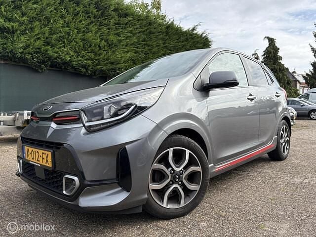 Grijs, metallic lak Gebruikt 2020 Kia Picanto GT-Line Hatchback | € 10.450 (Super prijs) - Afbeelding 1/4