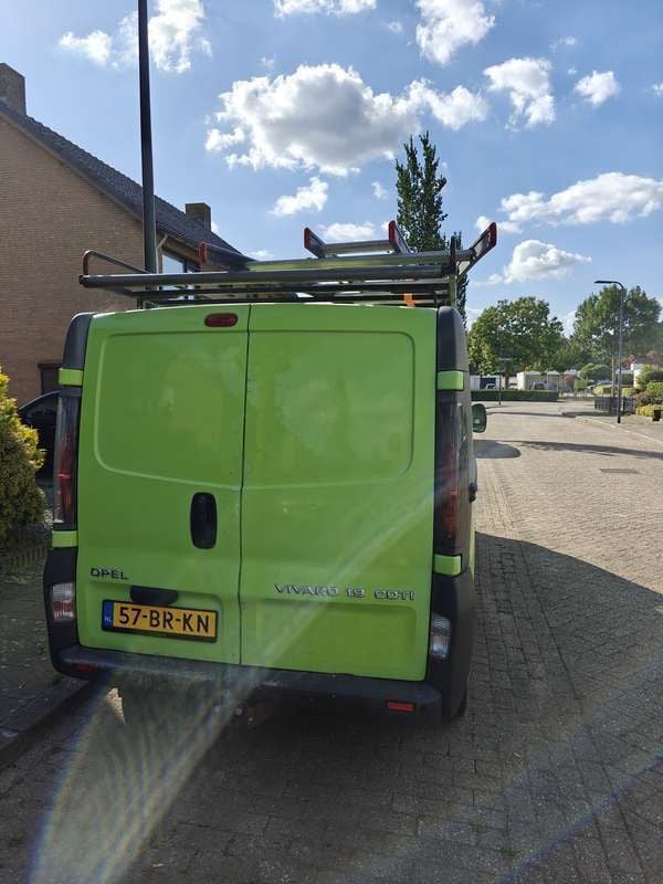 Groen Gebruikt 2004 Opel Vivaro Van | € 3.250 (Eerlijke prijs) - Afbeelding 1/4