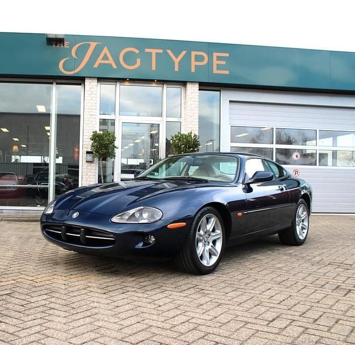 Occasion 1998 Jaguar XK8 Coupé | € 15.950 (Super prijs) - Afbeelding 1/4