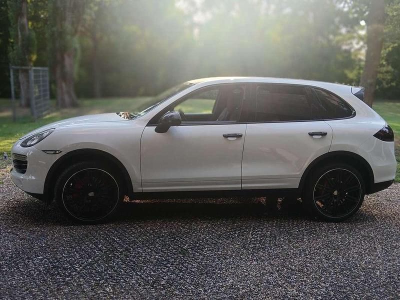 Wit Gebruikt 2012 Porsche Cayenne SUV | € 14.999 (Iets duurder) - Afbeelding 1/4